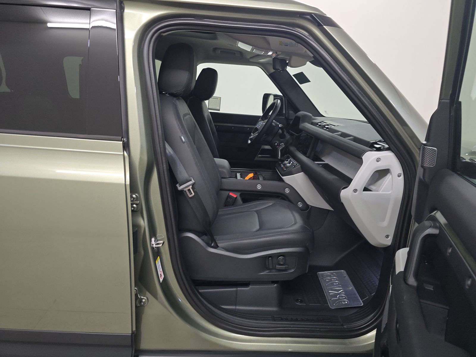 2024 Land Rover Defender 110 S AWD