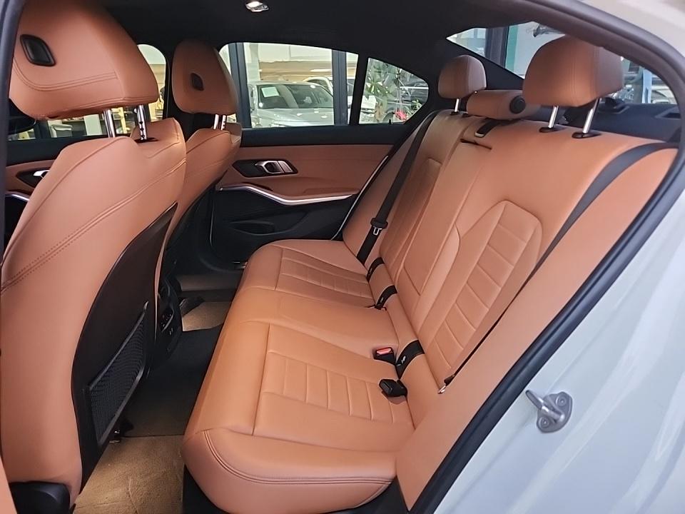 2021 BMW 3 Series 330i RWD