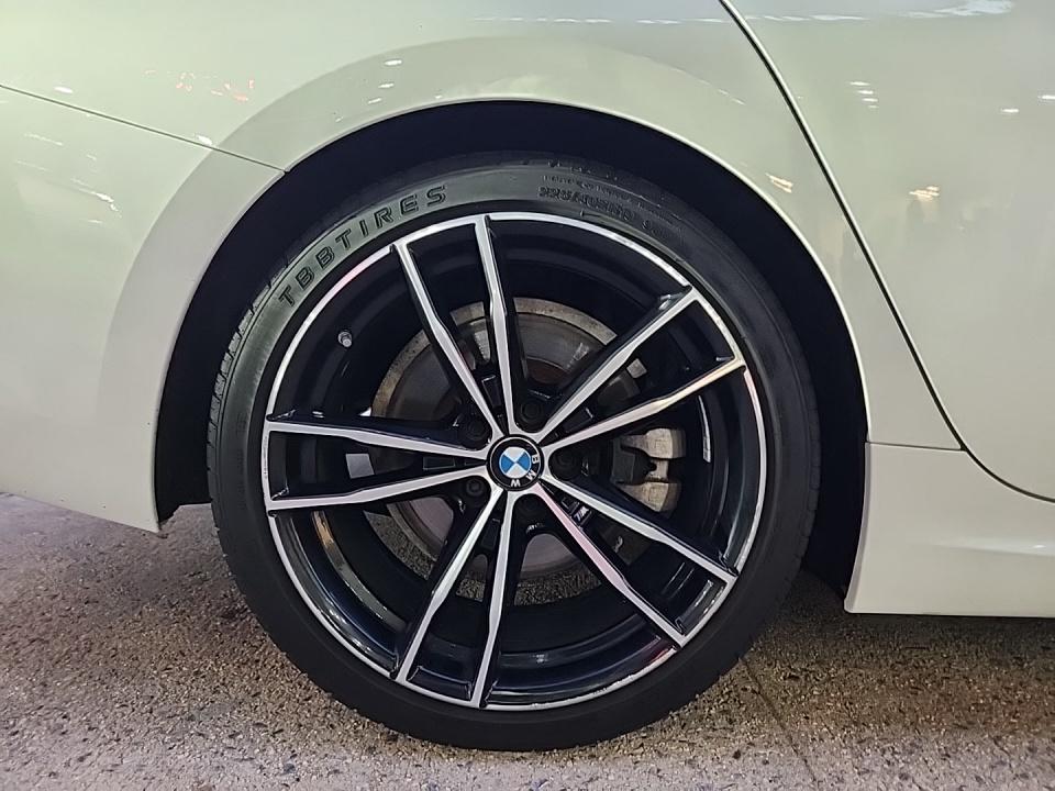 2021 BMW 3 Series 330i RWD