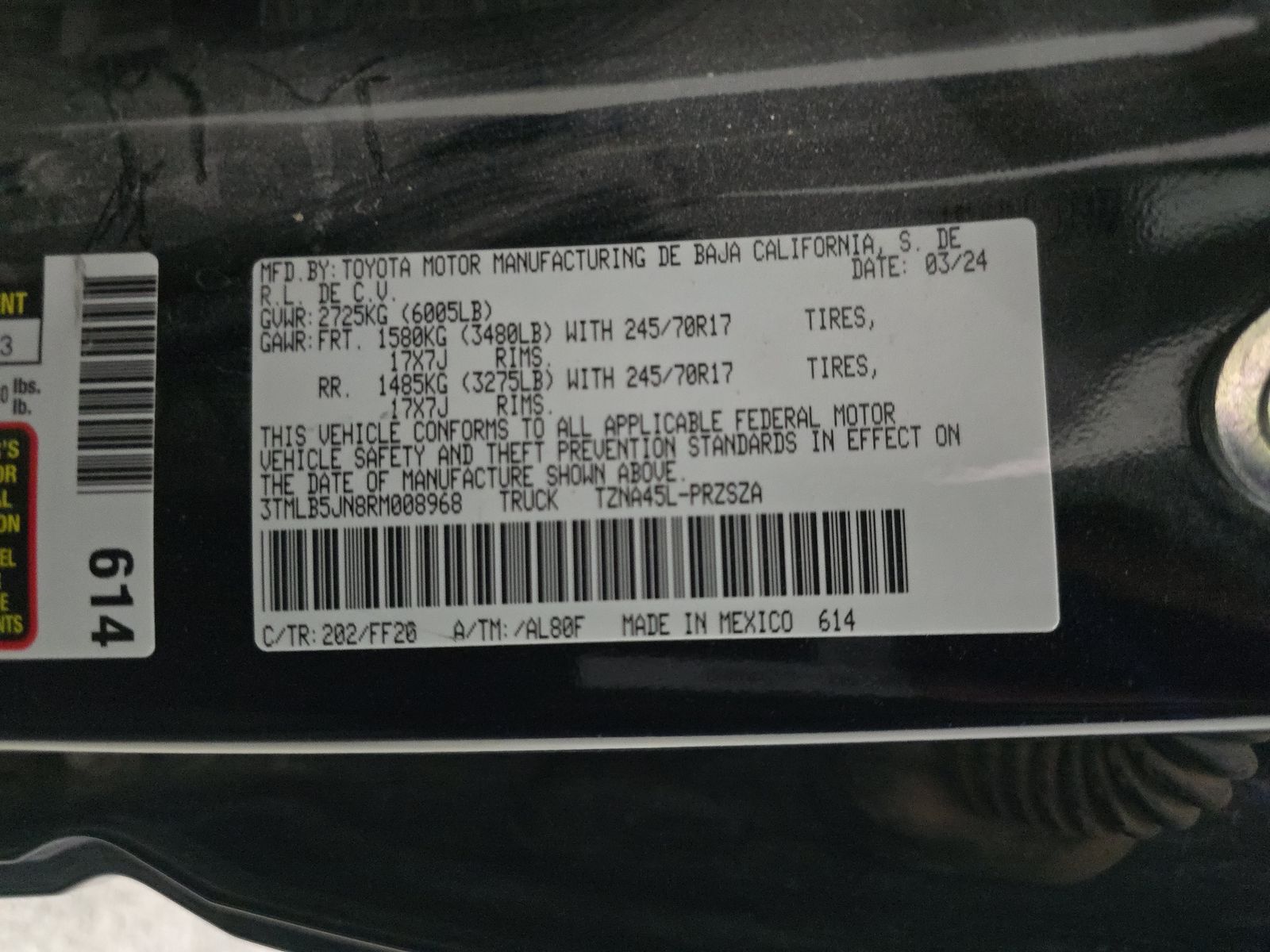 2024 Toyota Tacoma SR5 AWD