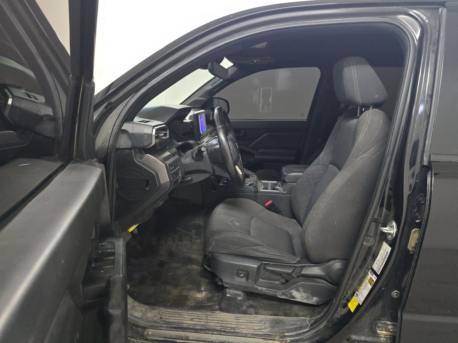 2024 Toyota Tacoma SR5 AWD