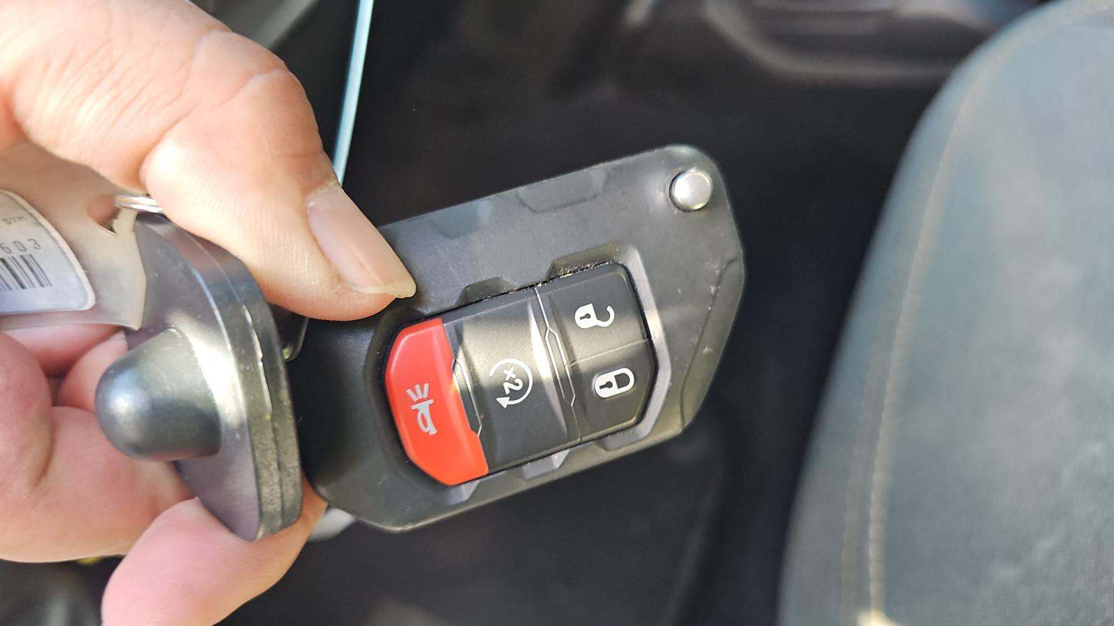 2024 Jeep Wrangler Sahara AWD