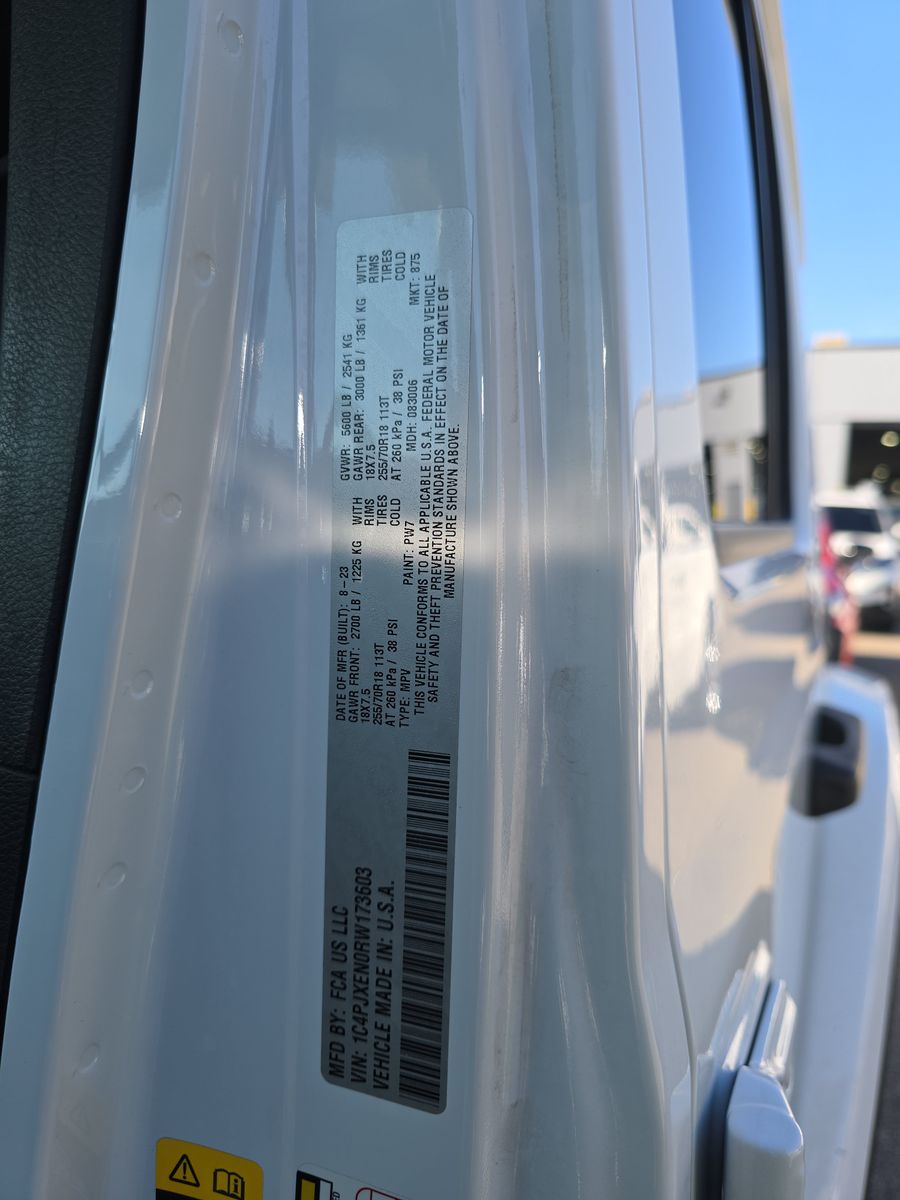 2024 Jeep Wrangler Sahara AWD