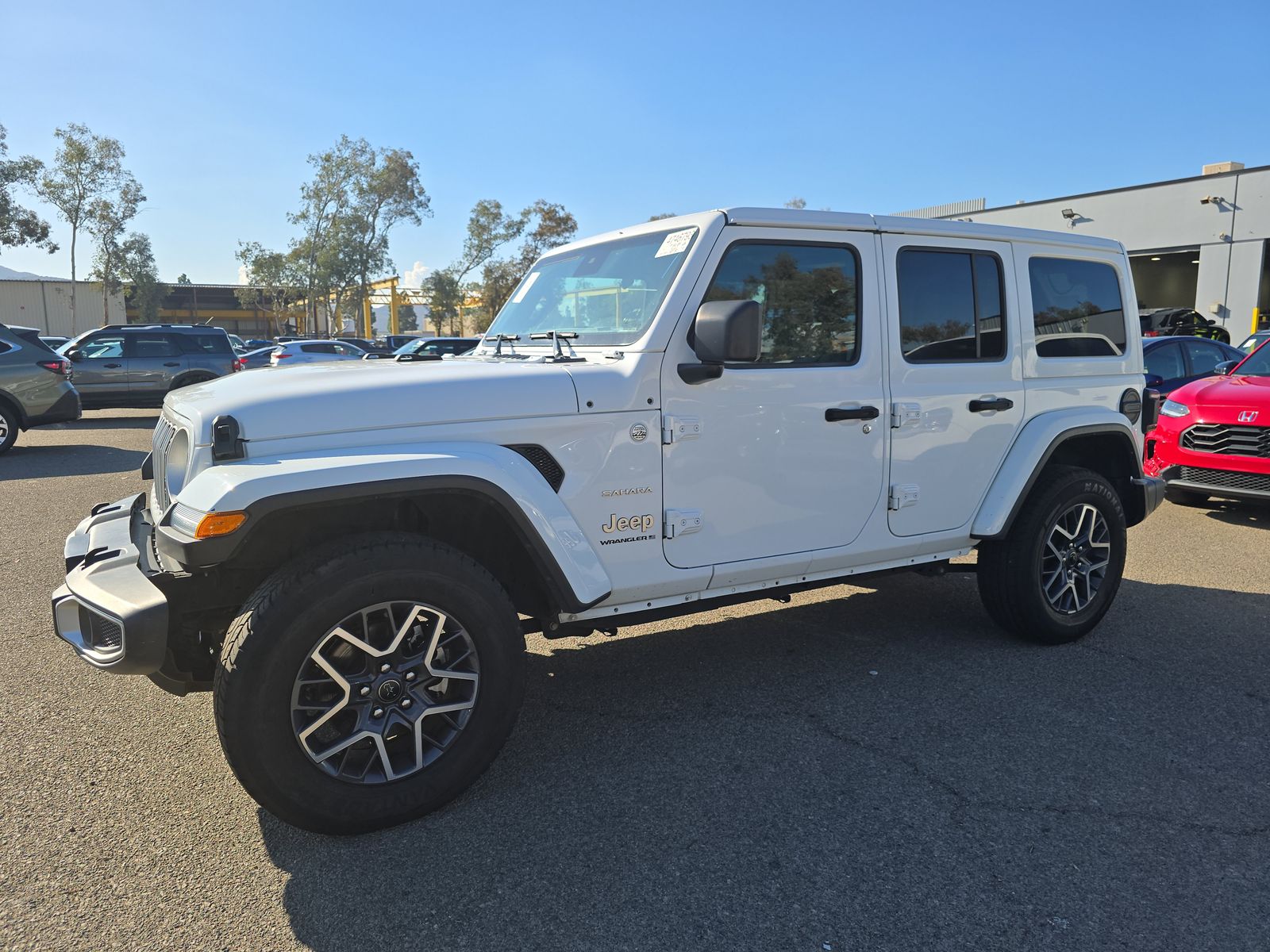2024 Jeep Wrangler Sahara AWD
