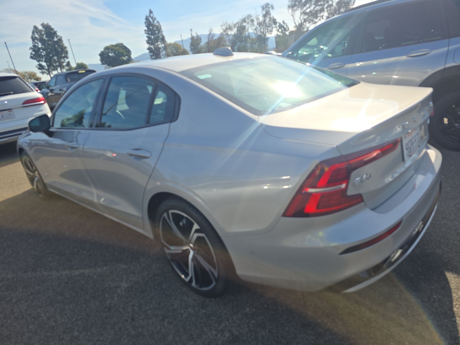2024 Volvo S60 B5 Plus AWD