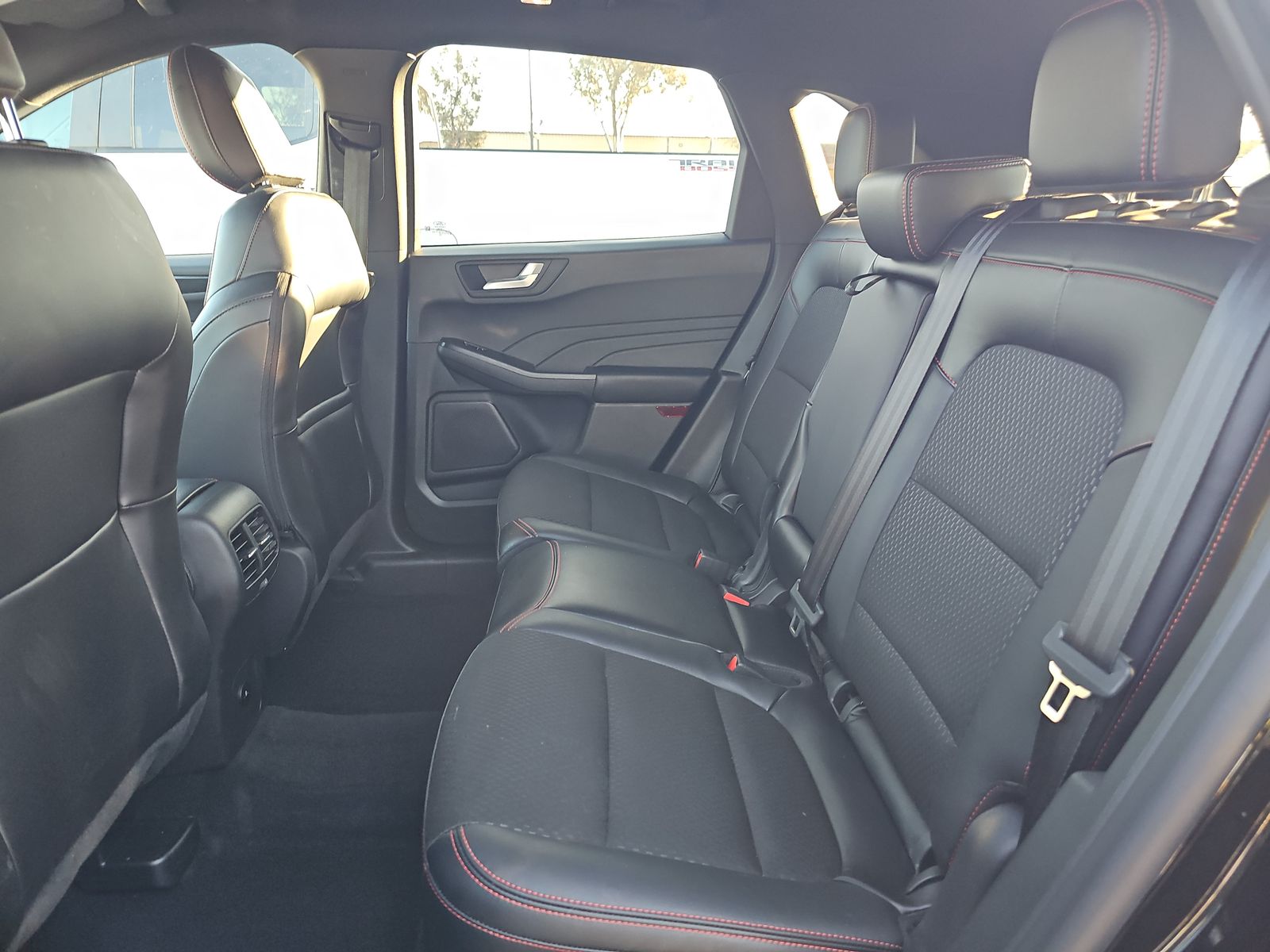 2025 Ford Escape Hybrid ST-Line FWD