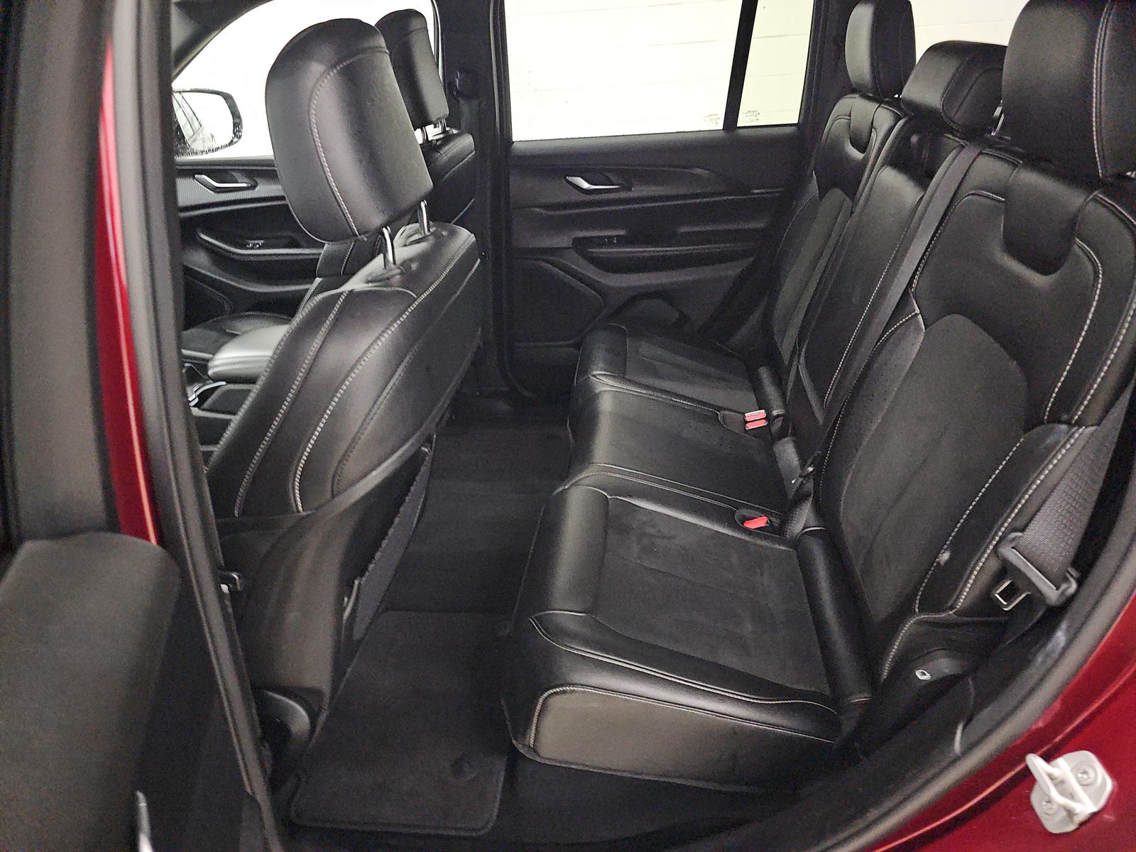 2024 Jeep Grand Cherokee Altitude AWD