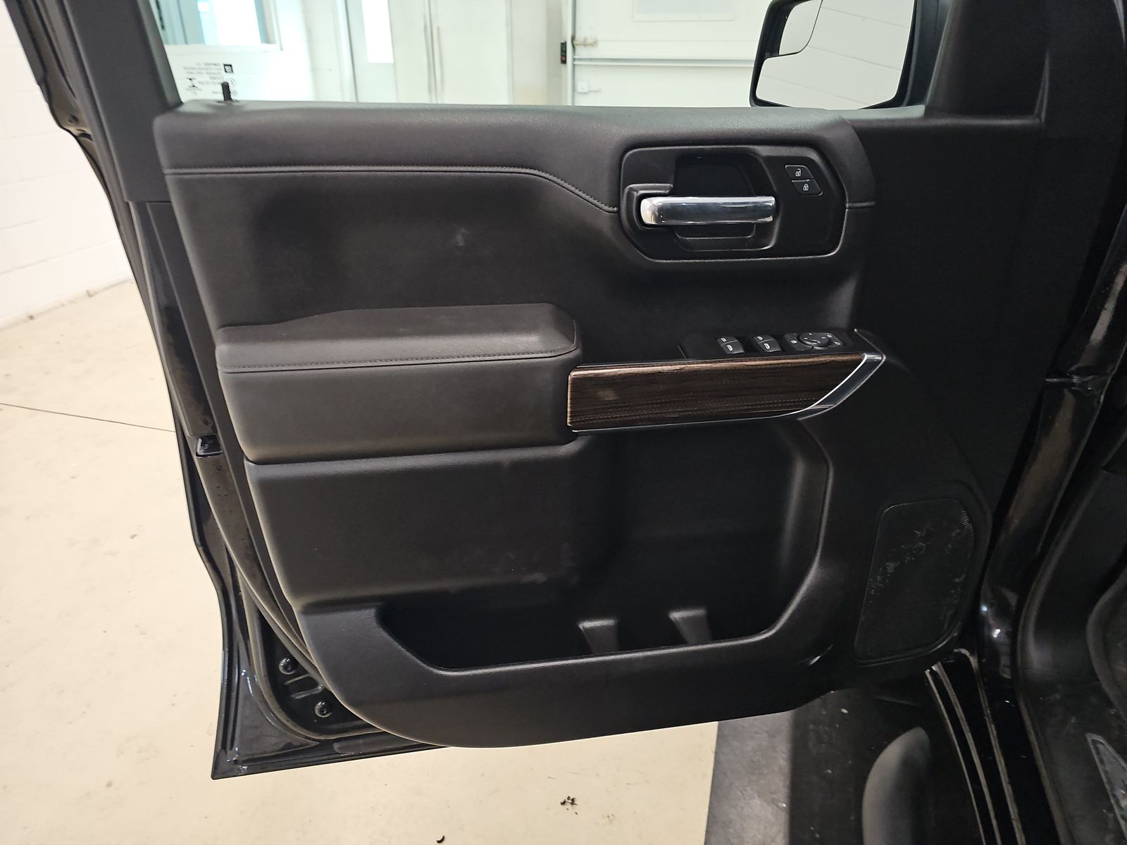 2022 Chevrolet Silverado 1500 RST AWD