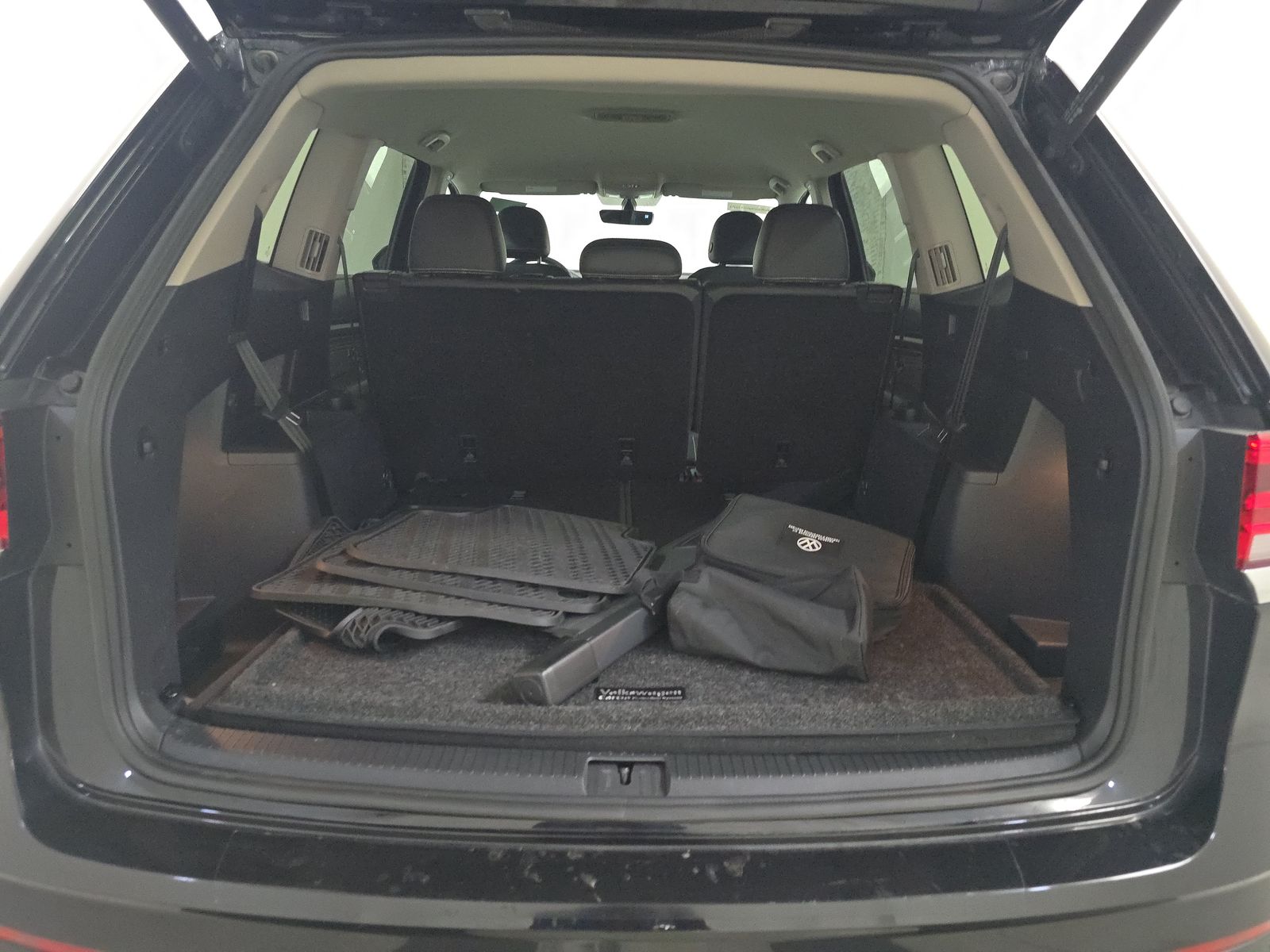 2023 Volkswagen Atlas 3.6L SE FWD