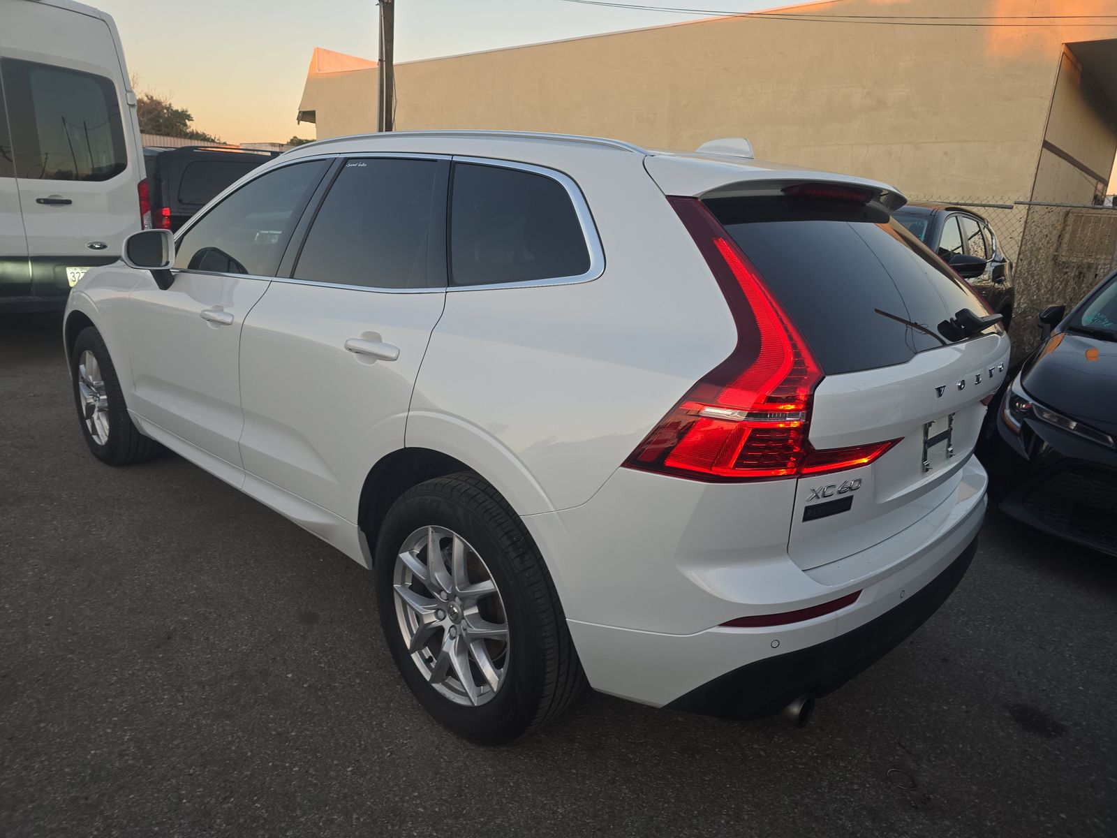 2021 Volvo XC60 T5 Momentum AWD