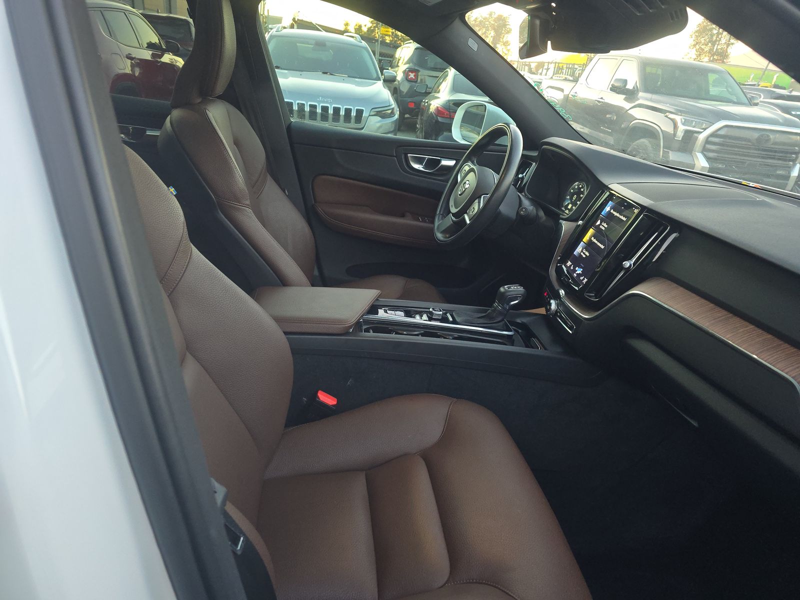 2021 Volvo XC60 T5 Momentum AWD