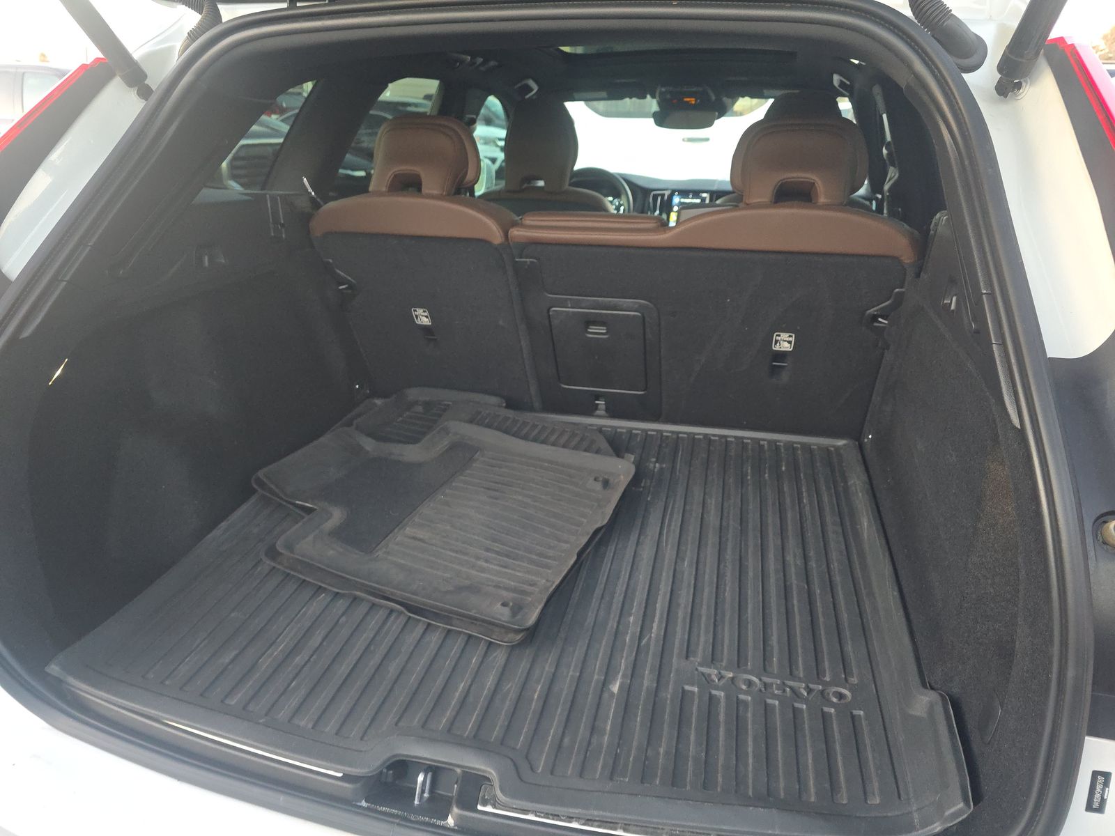 2021 Volvo XC60 T5 Momentum AWD