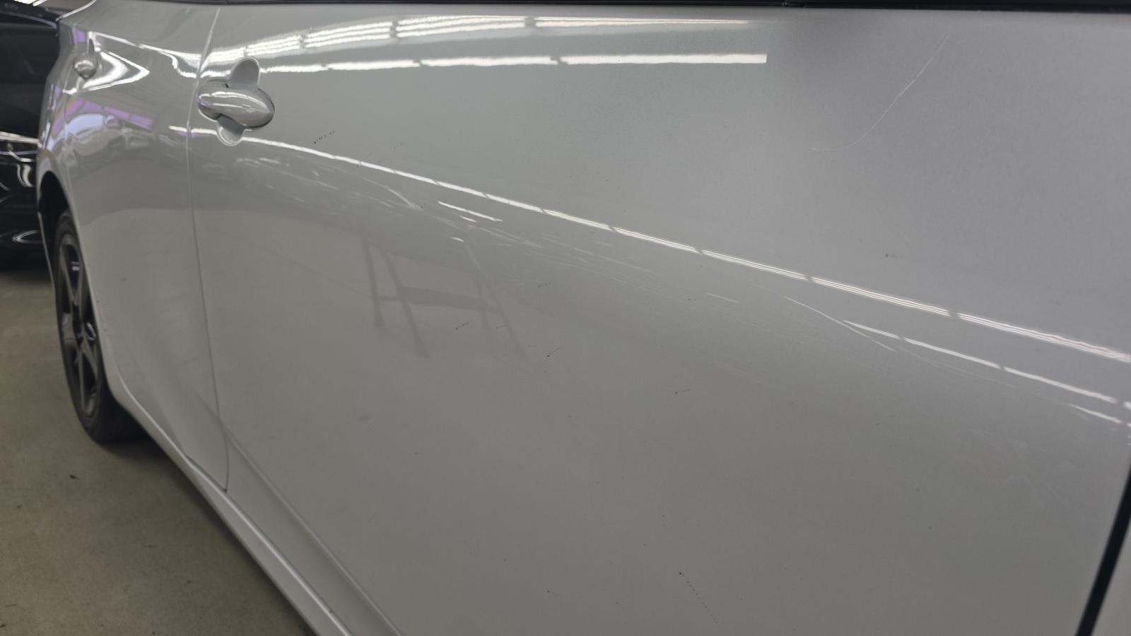 2021 Toyota Prius 20th Anniversary Edition FWD