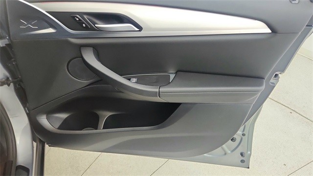 2024 BMW X3 sDrive30i RWD