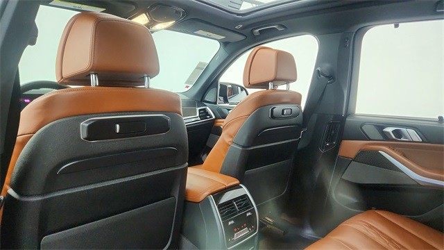 2024 BMW X5 M60i xDrive AWD