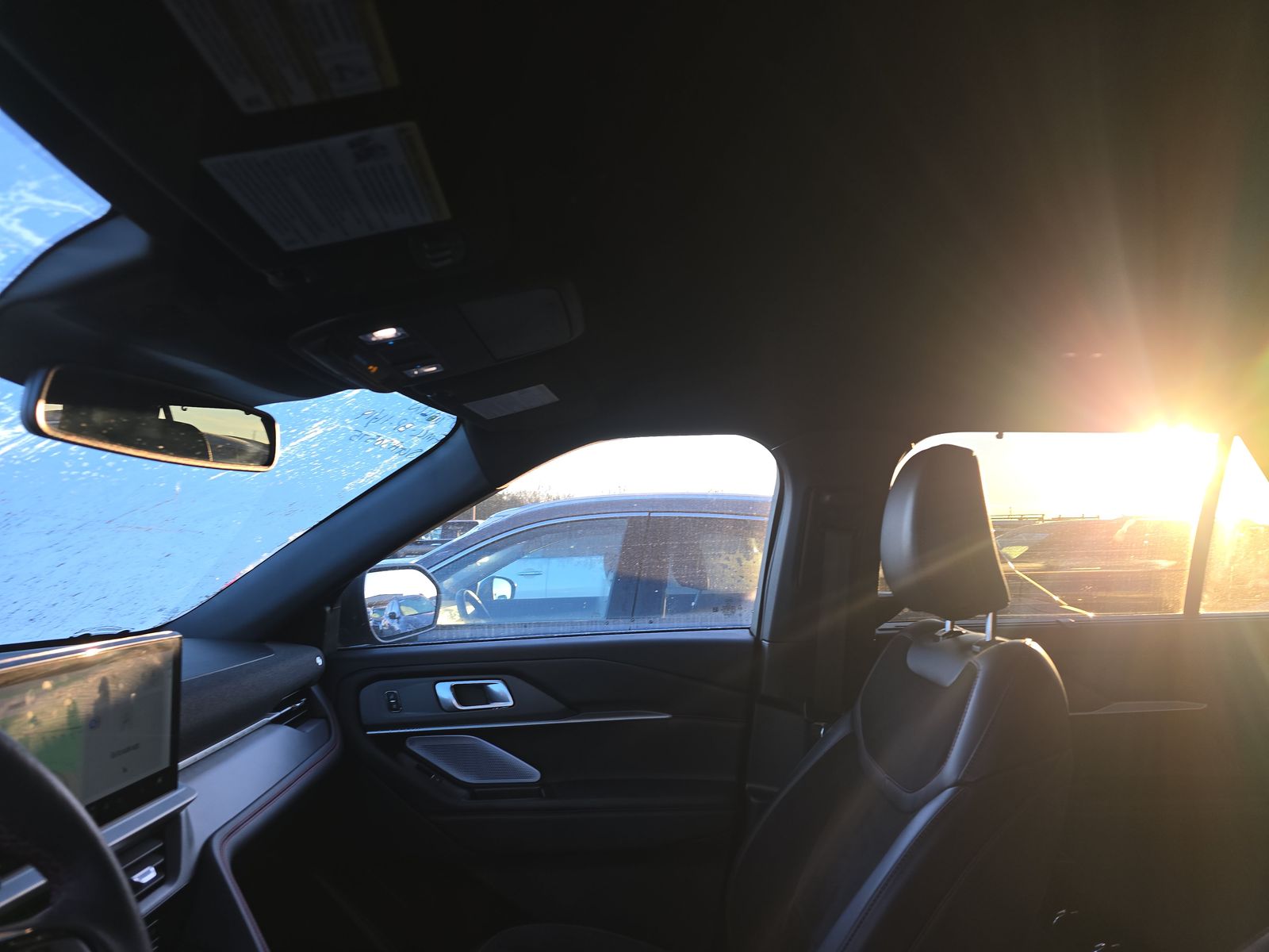 2025 Ford Explorer ST RWD