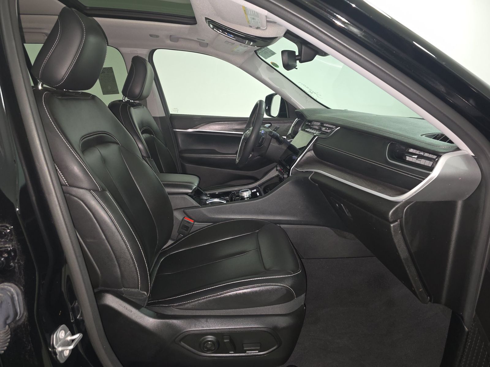 2023 Jeep Grand Cherokee Limited AWD