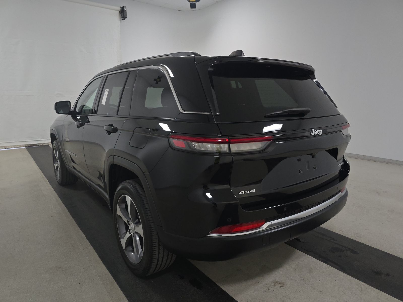 2023 Jeep Grand Cherokee Limited AWD