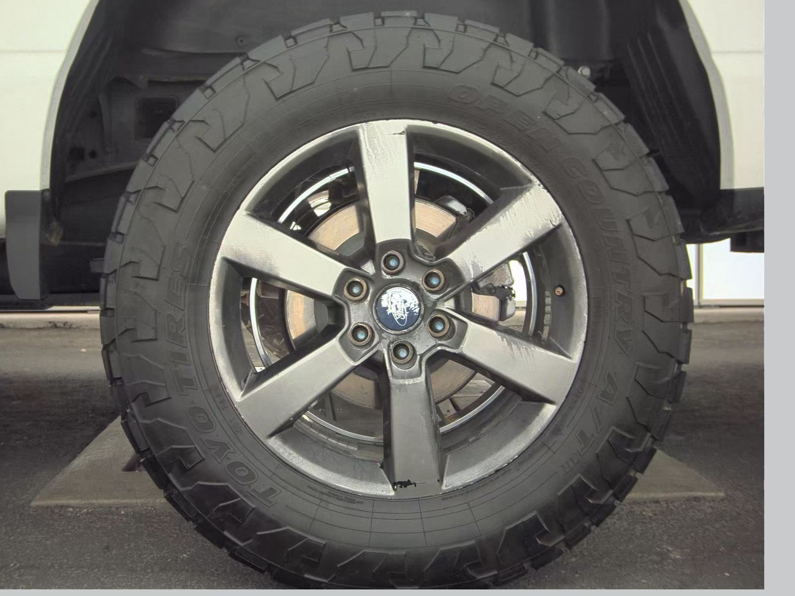 2023 Ford F-150 Lariat AWD