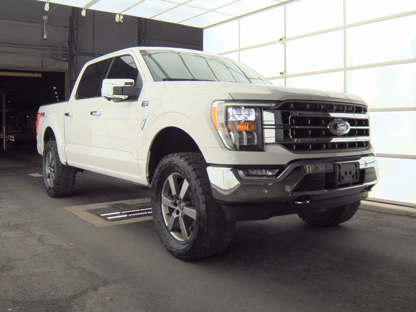 2023 Ford F-150 Lariat AWD