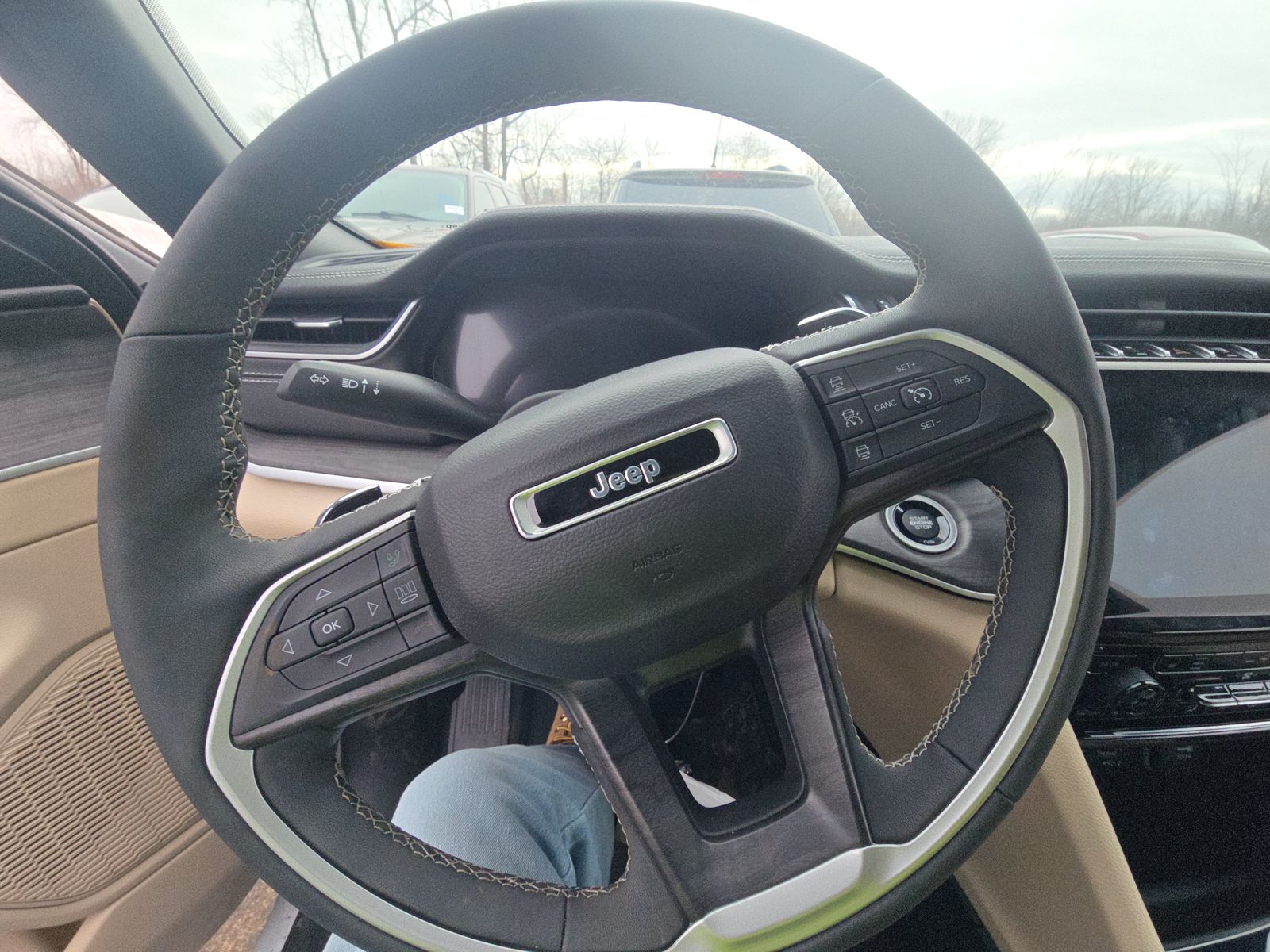 2023 Jeep Grand Cherokee Limited AWD