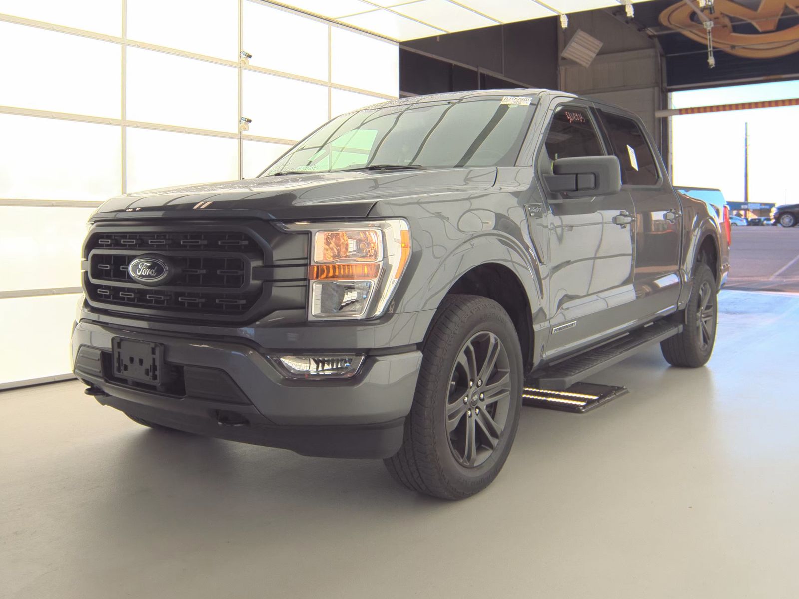 2022 Ford F-150 Hybrid XLT AWD