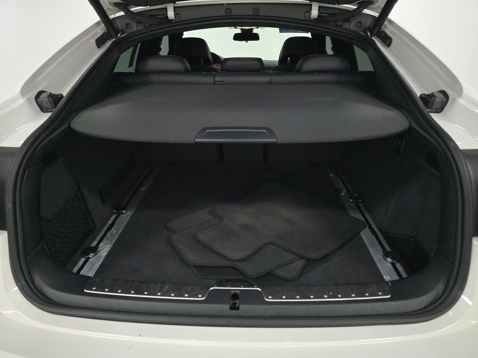 2018 BMW X6 xDrive50i AWD