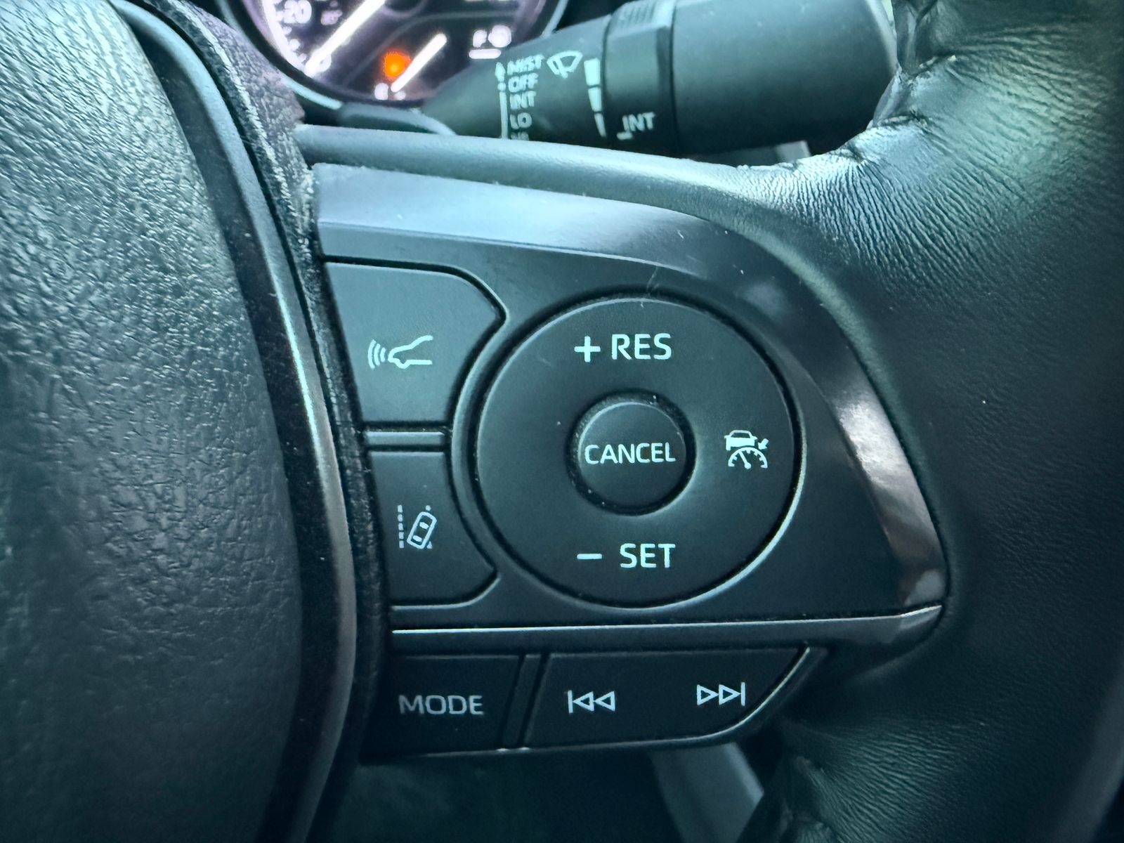 2023 Toyota Camry SE FWD