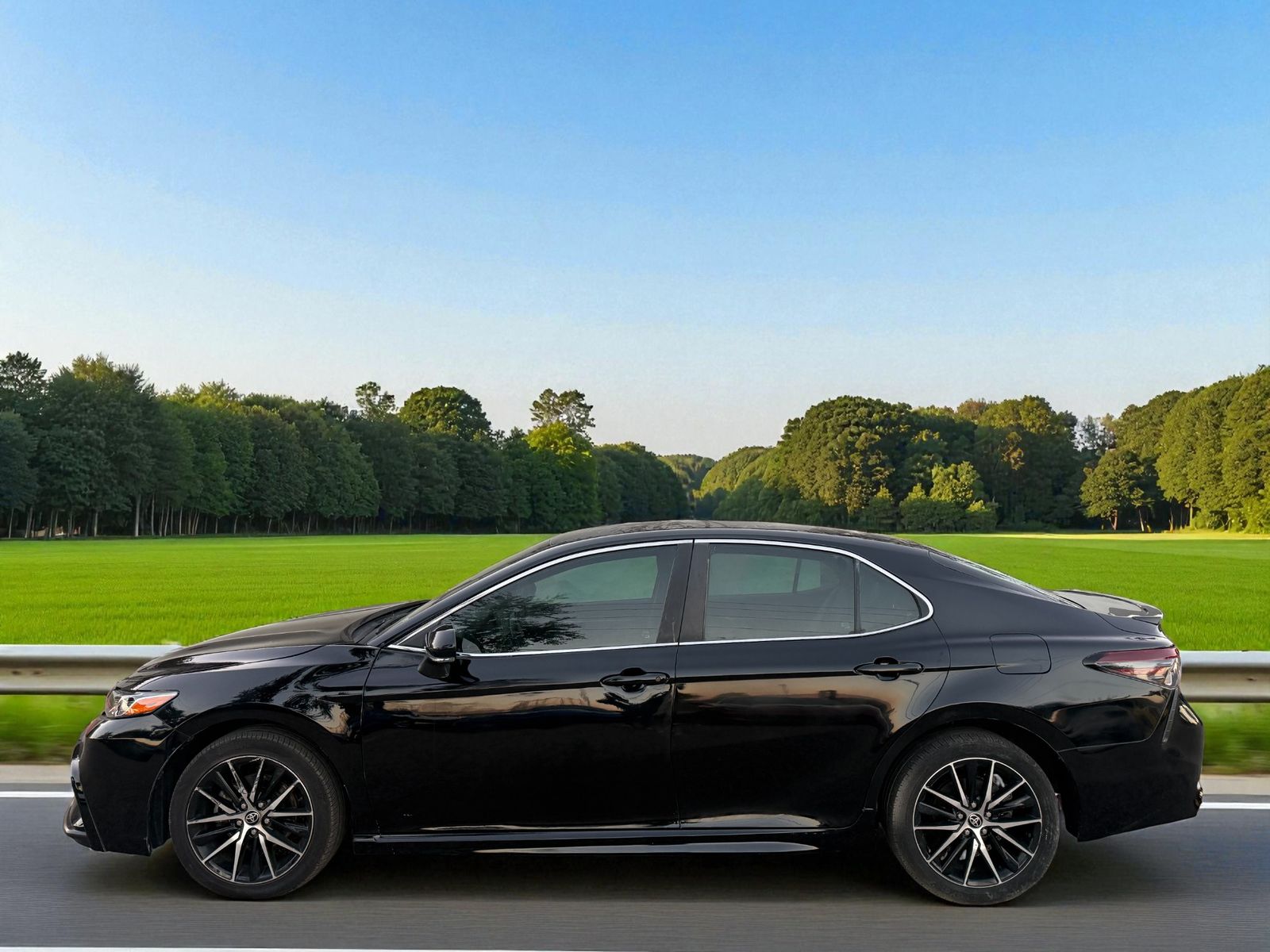 2023 Toyota Camry SE FWD