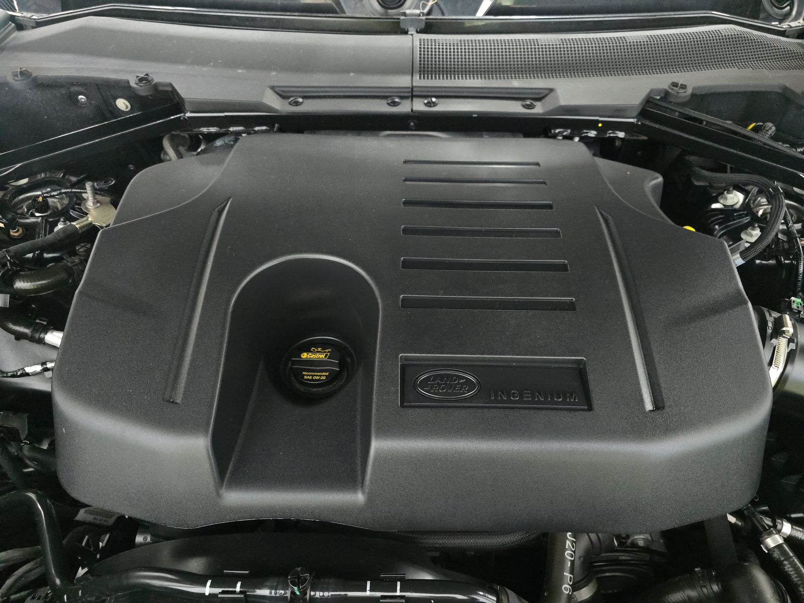 2023 Land Rover Defender 110 SE AWD