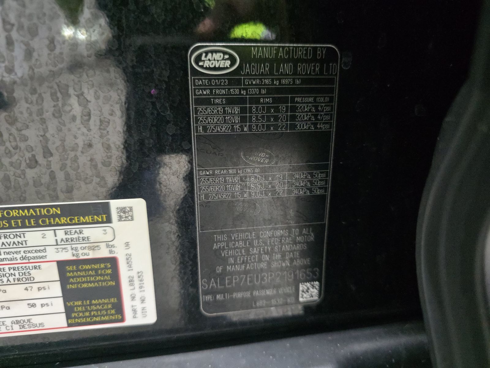 2023 Land Rover Defender 110 SE AWD