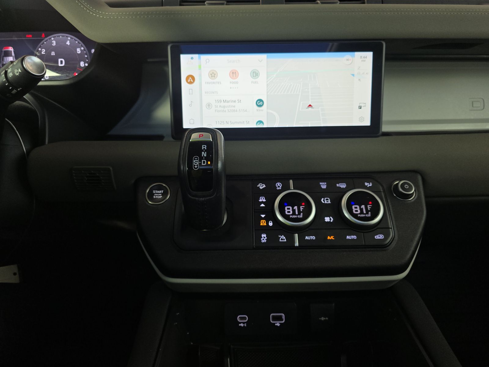 2023 Land Rover Defender 110 SE AWD