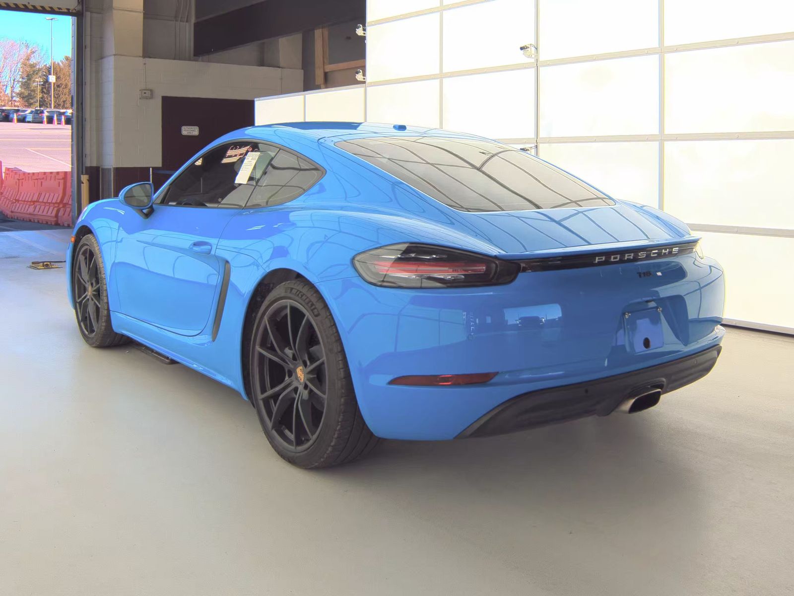 2025 Porsche 718 Cayman Base RWD