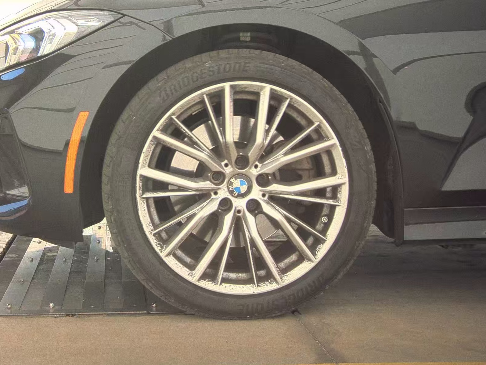 2023 BMW 3 Series 330i RWD