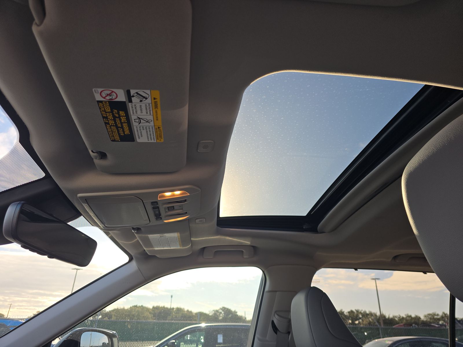 2024 Toyota Highlander XLE FWD