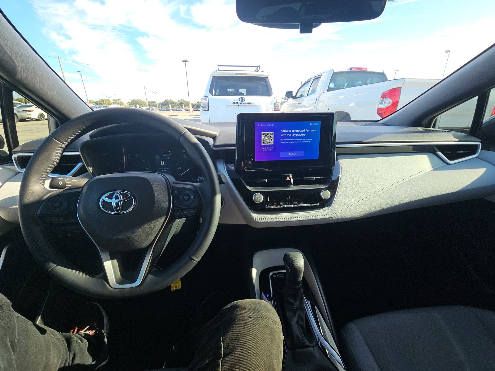 2025 Toyota Corolla Hybrid SE FWD