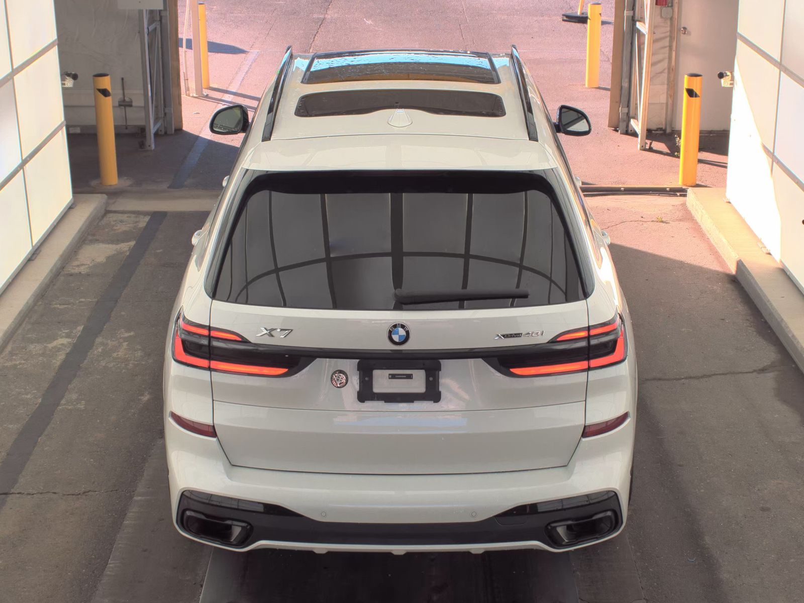 2025 BMW X7 xDrive40i AWD