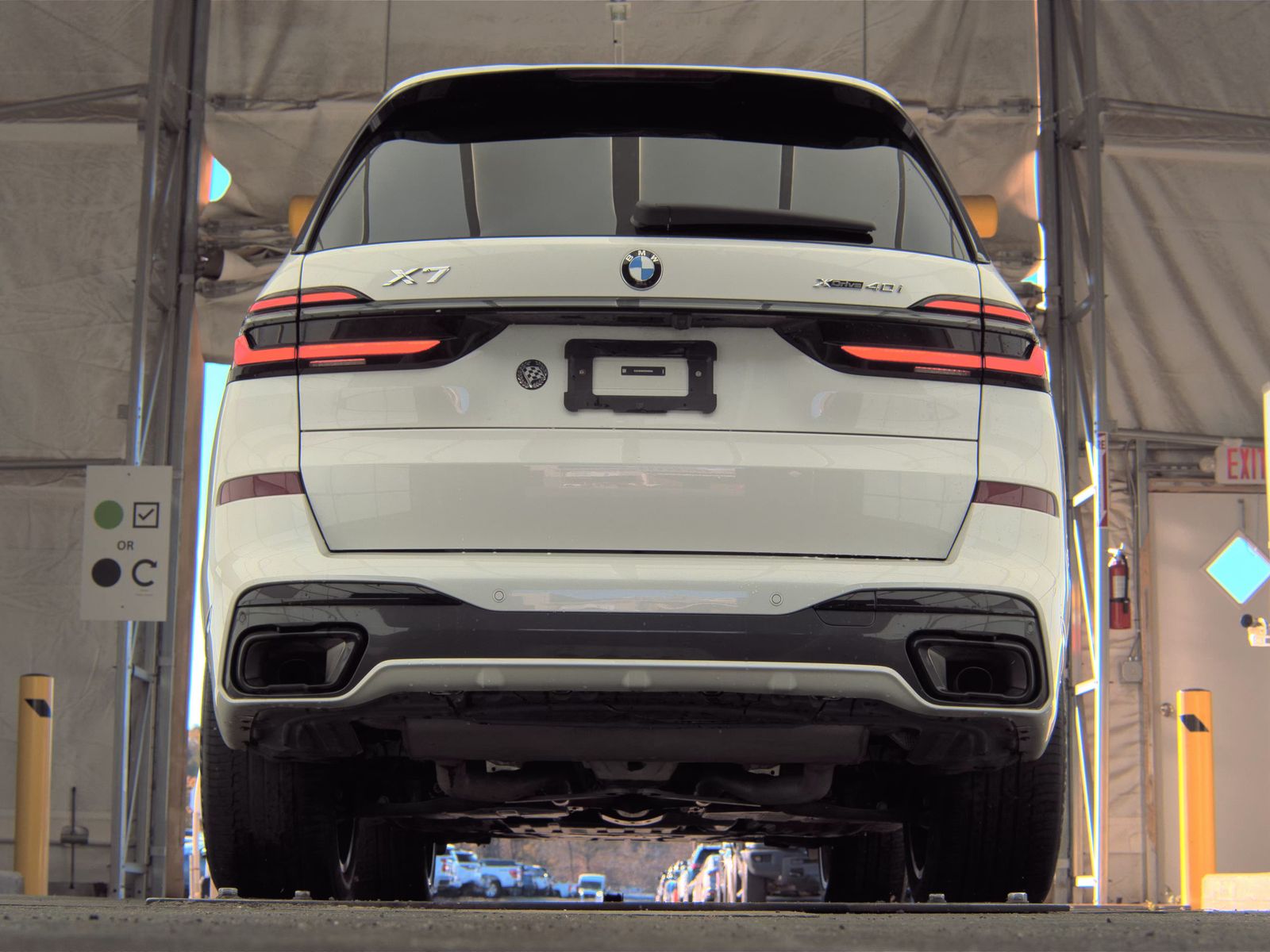 2025 BMW X7 xDrive40i AWD