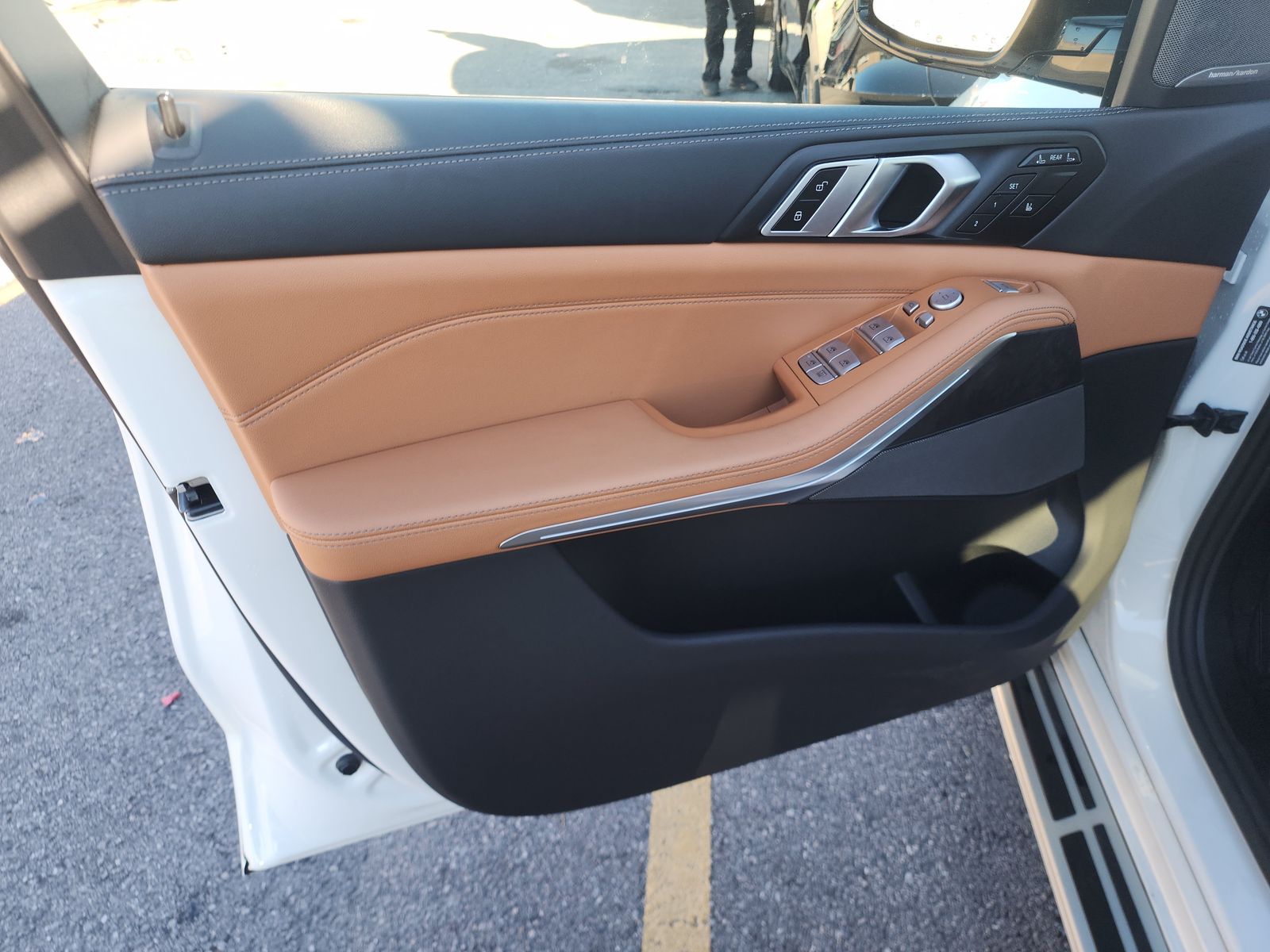 2025 BMW X7 xDrive40i AWD