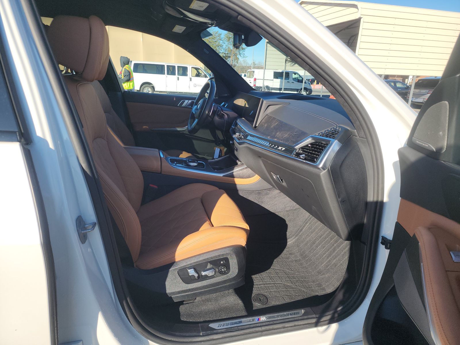 2025 BMW X7 xDrive40i AWD