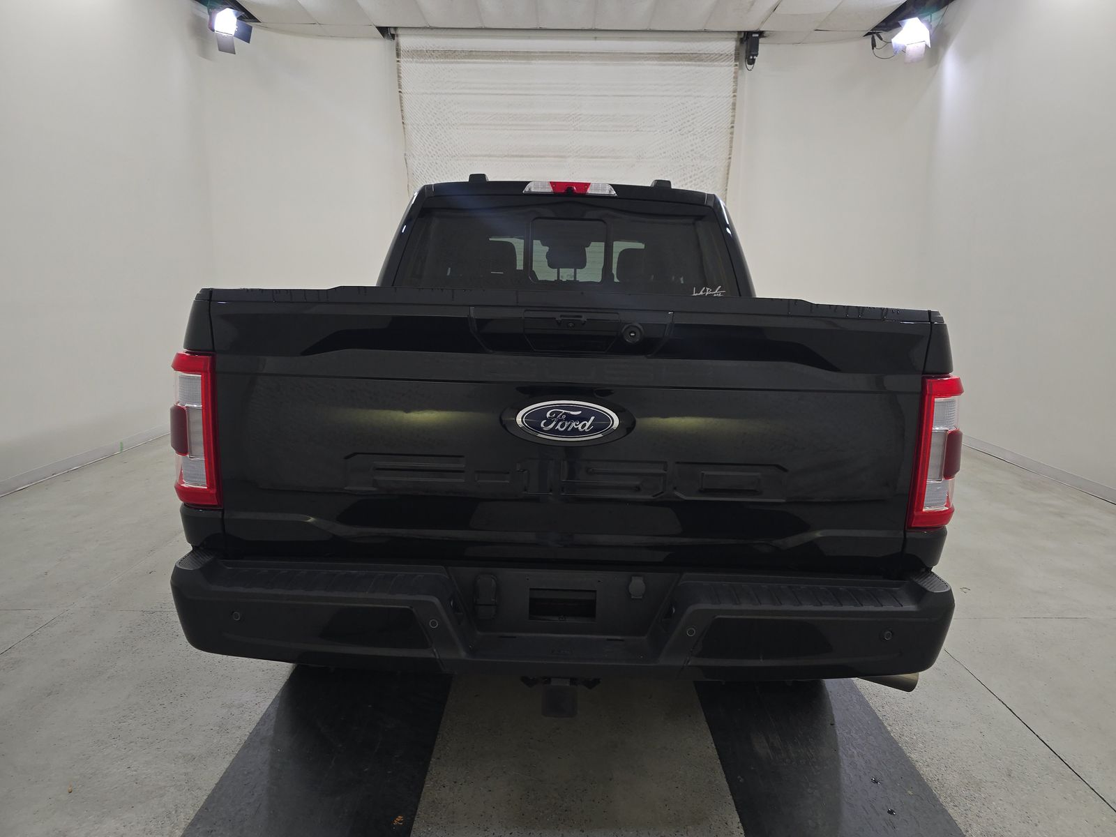 2023 Ford F-150 Lariat AWD