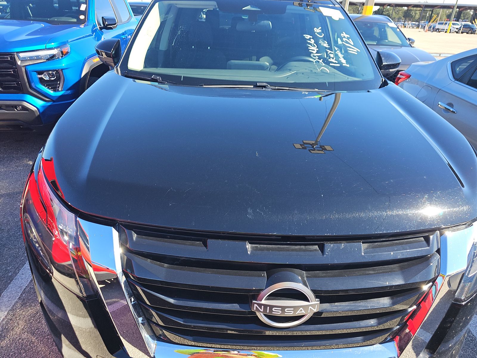 2024 Nissan Pathfinder SV FWD