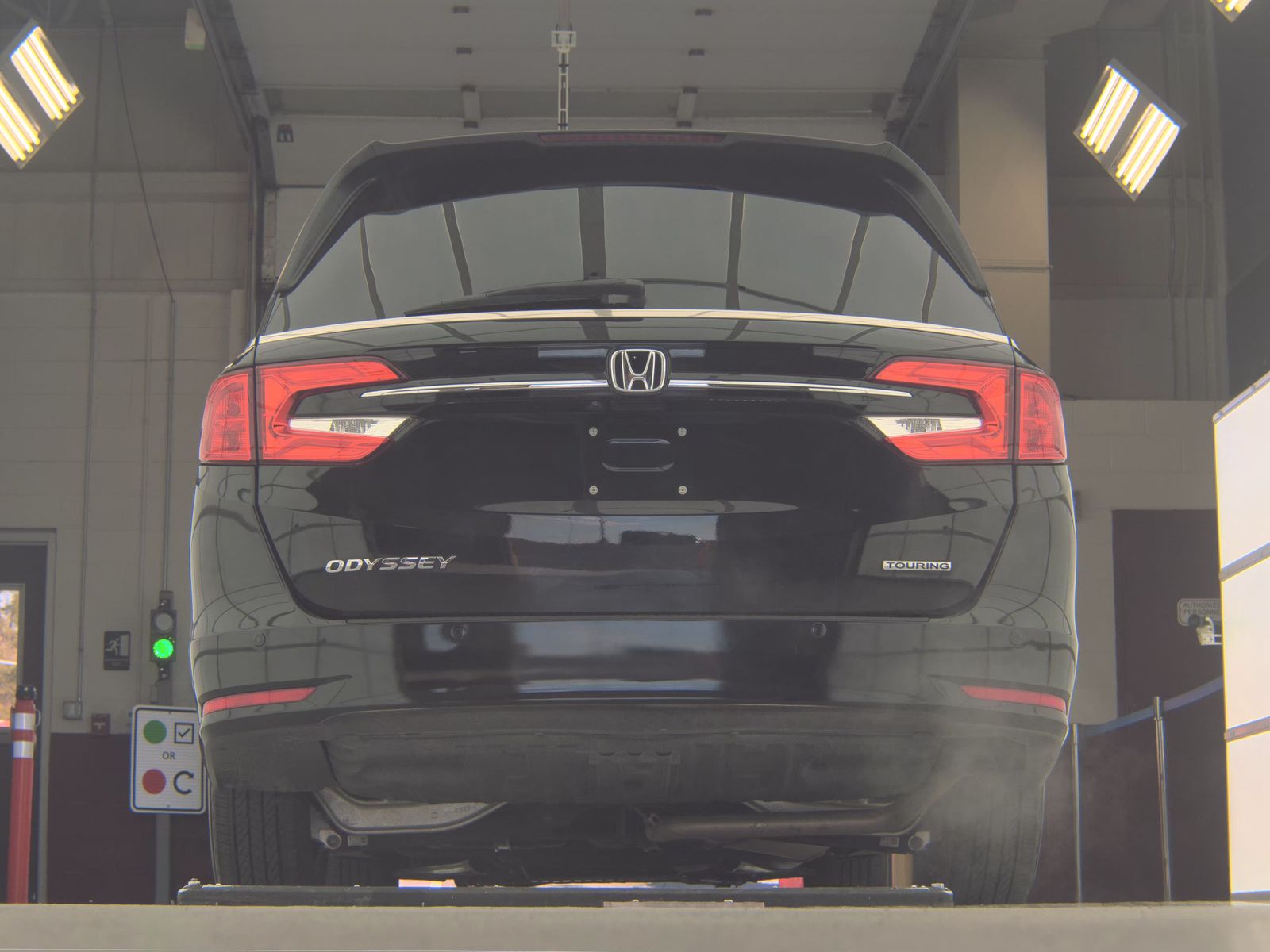 2022 Honda Odyssey Touring FWD