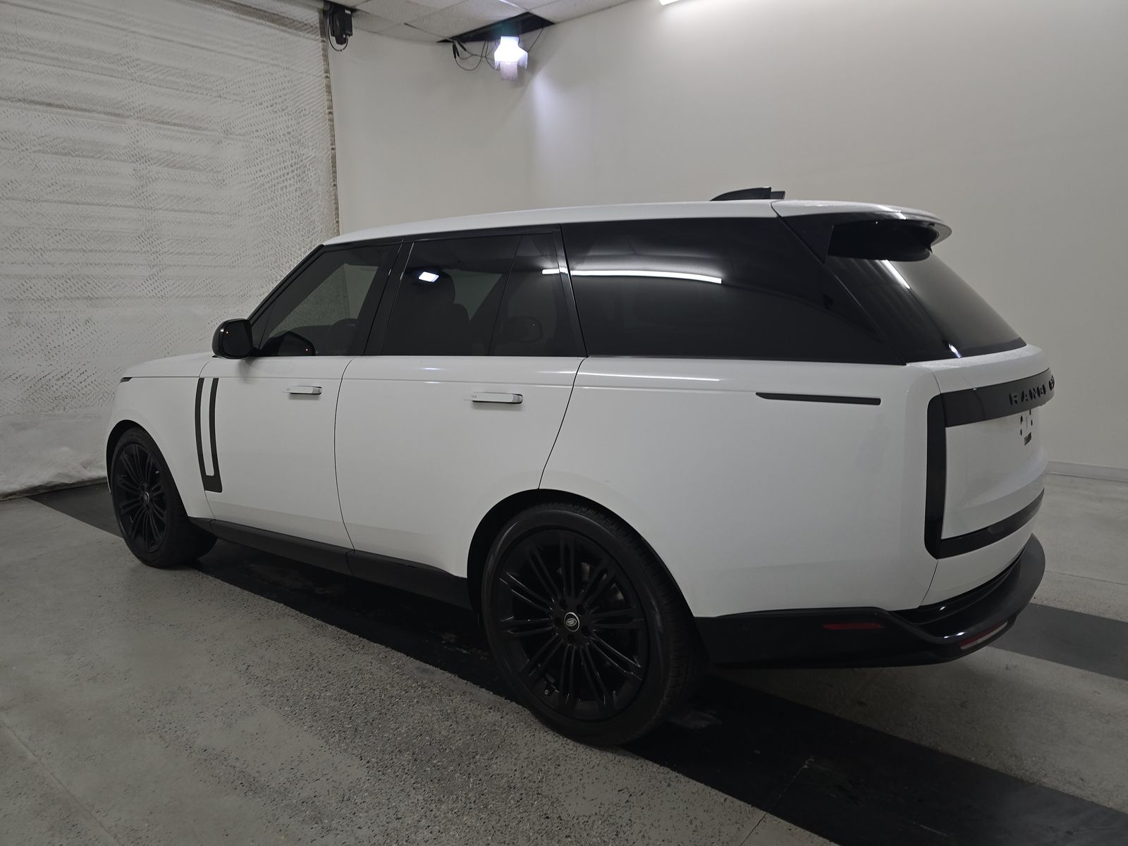 2023 Land Rover Range Rover SE AWD