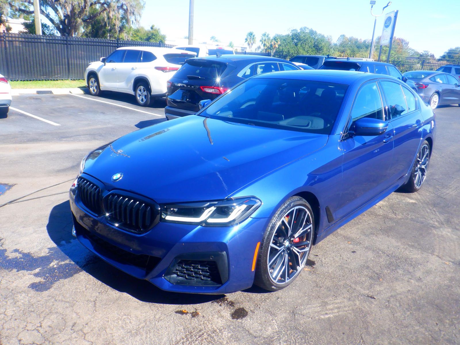 2023 BMW 5 Series 530i RWD