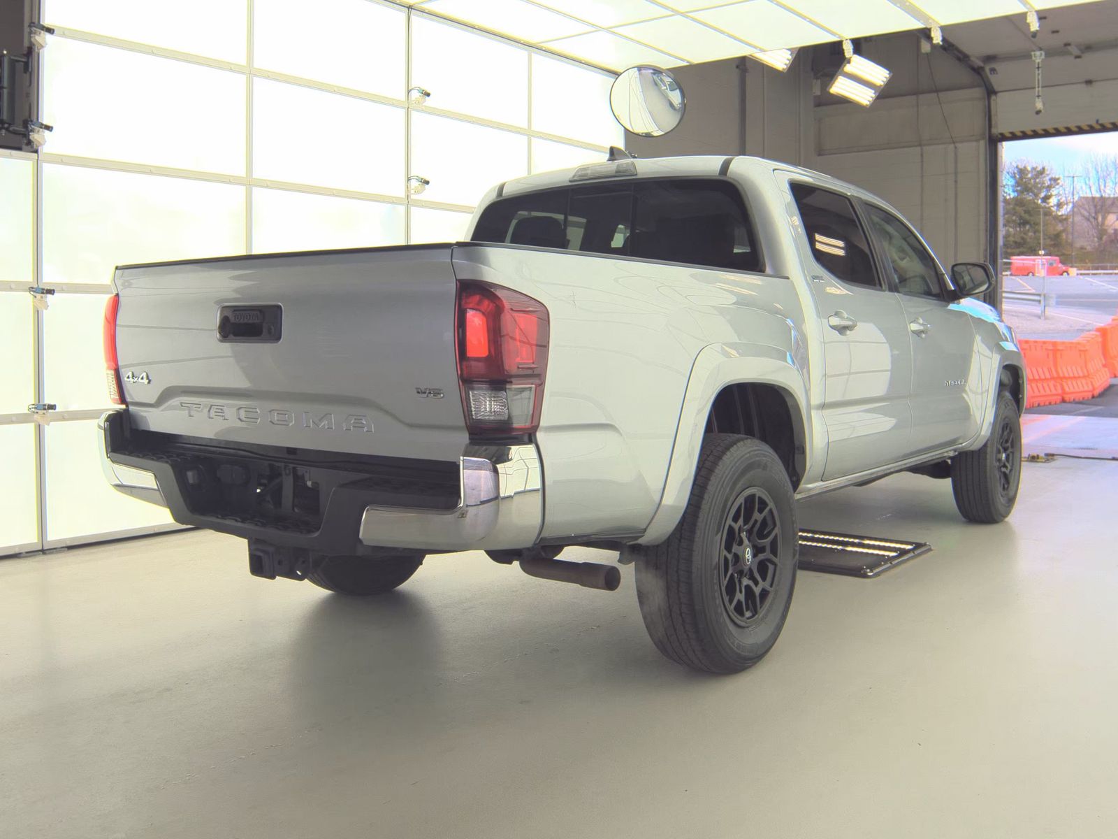 2022 Toyota Tacoma SR5 AWD