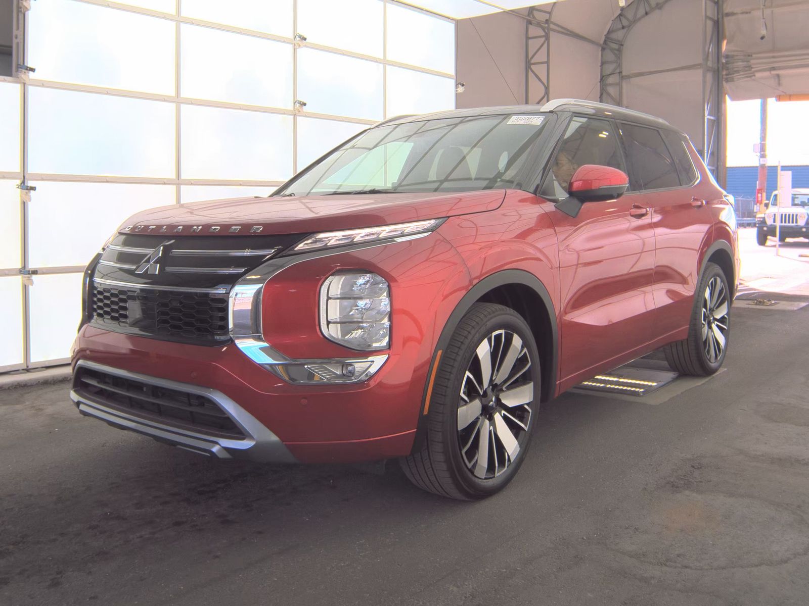 2025 Mitsubishi Outlander SEL FWD