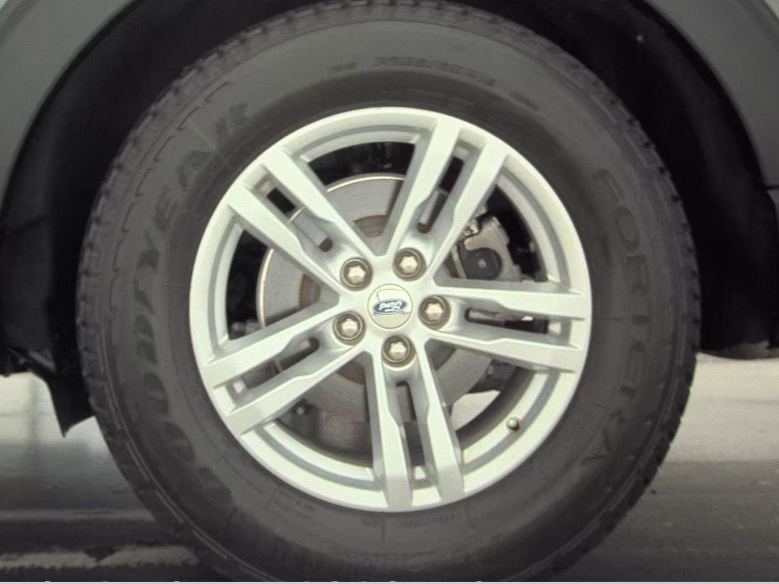 2022 Ford Explorer XLT RWD