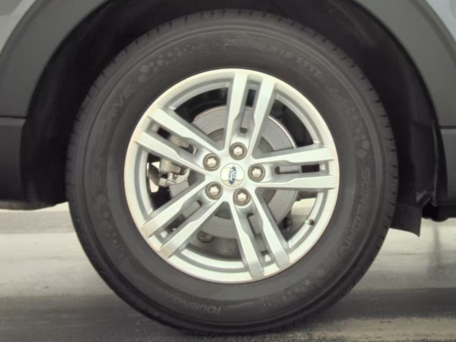 2022 Ford Explorer XLT RWD