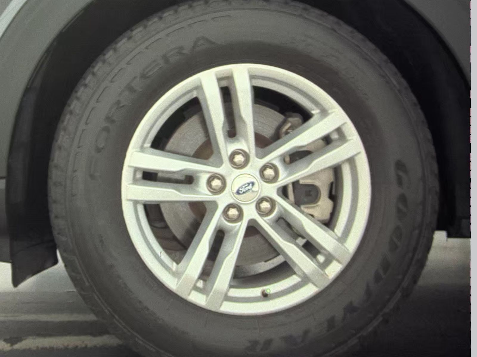 2022 Ford Explorer XLT RWD